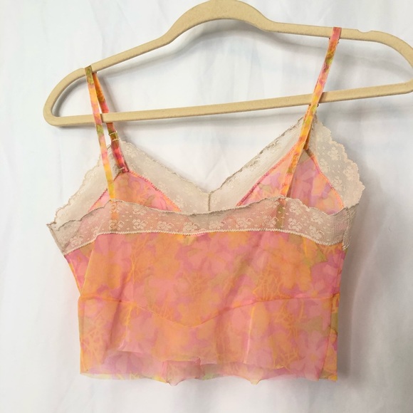 VINTAGE/ sheer floral crop cami - Picture 5 of 7